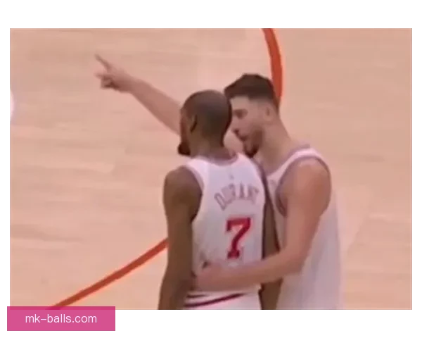 火箭输球后矛盾升级 KD与申京球迷互怼 休城媒体为申京辩护双核融合仍为核心